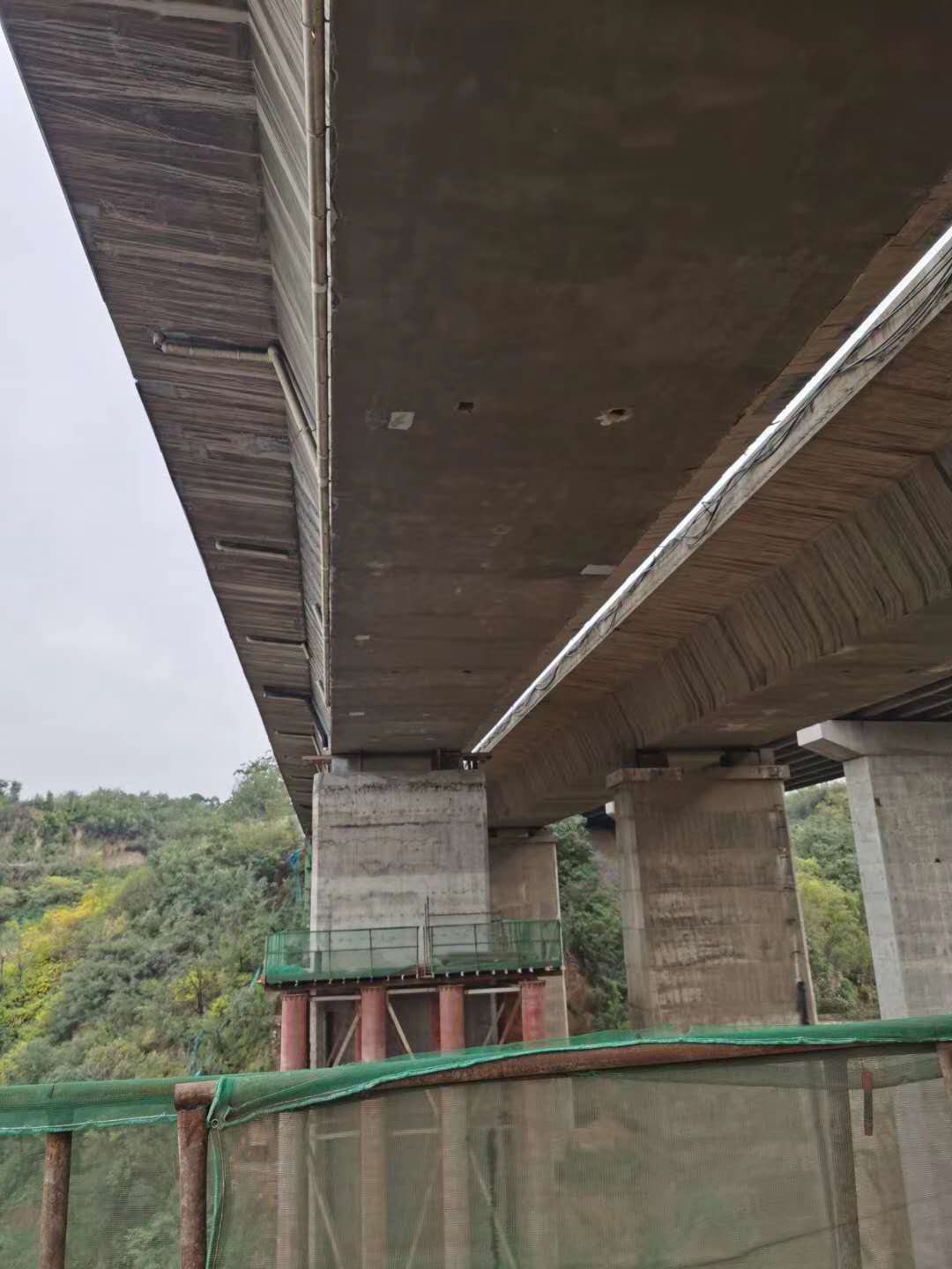 台州桥梁加固前制定可行设计方案图并用对施工方法